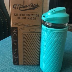 NWT Masontops Glass Water bottle with neoprene